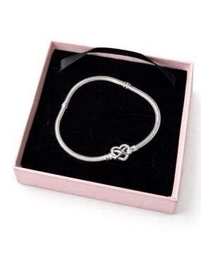 Pandora Moments Sparkling Infinity Heart Clasp Chain Bracelet .925 New In Box